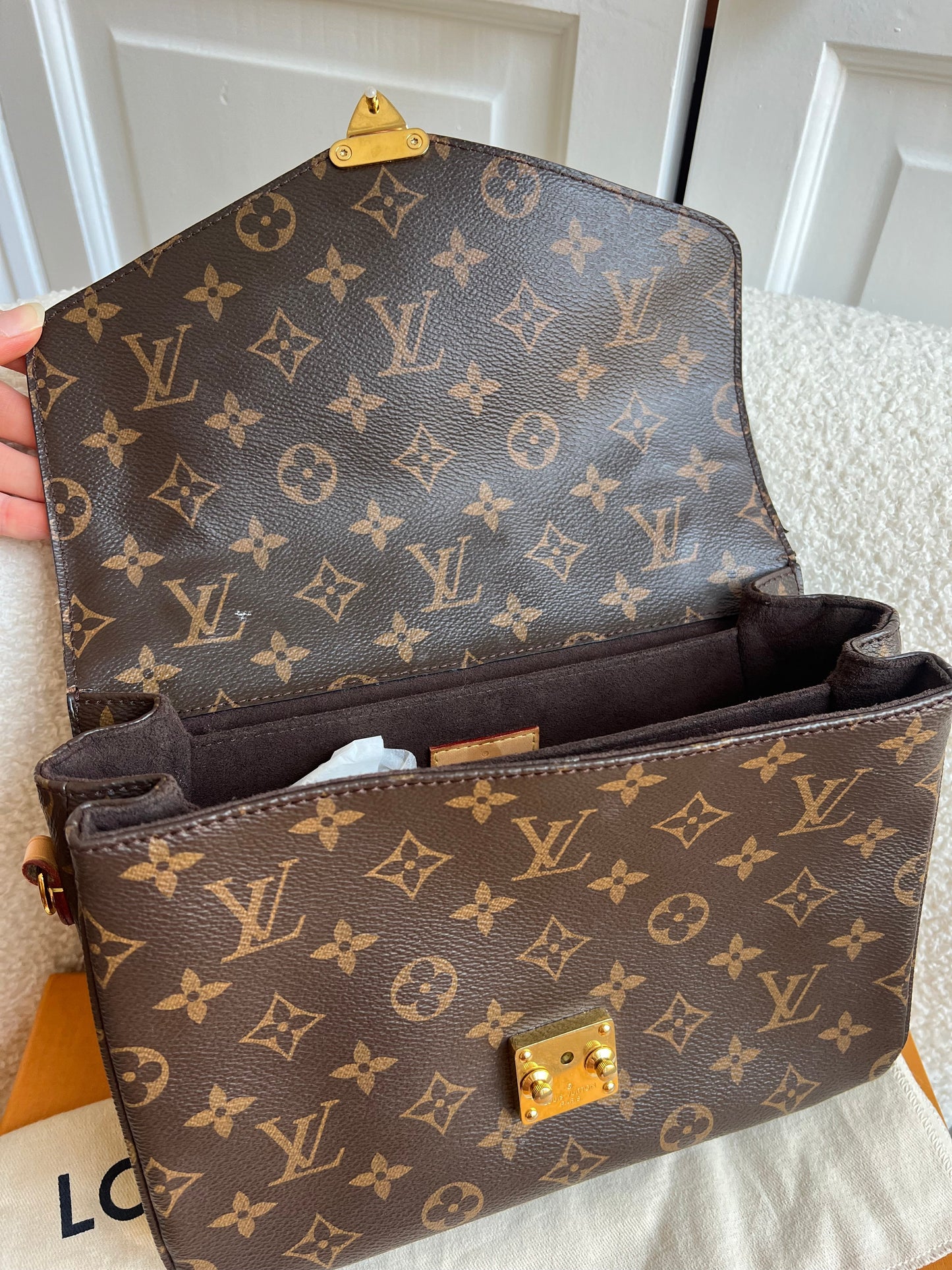 Louis Vuitton Pochette Metis Monogram (RRP £2,020)