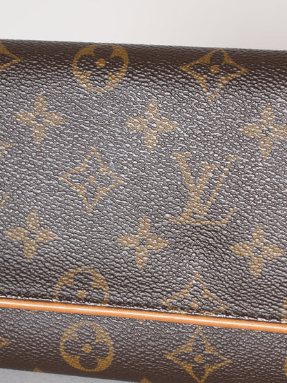 Louis Vuitton 2 IN 1 Wallet / Crossbody Bag