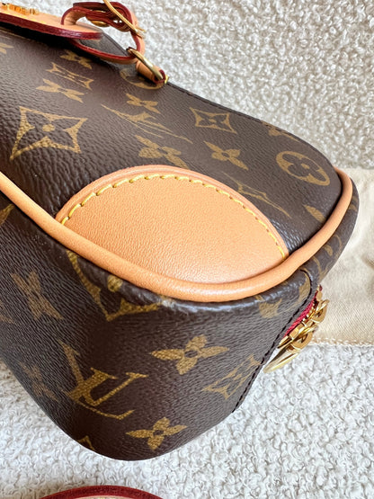 Louis Vuitton Mini Deauville Monogram (RRP £1350)