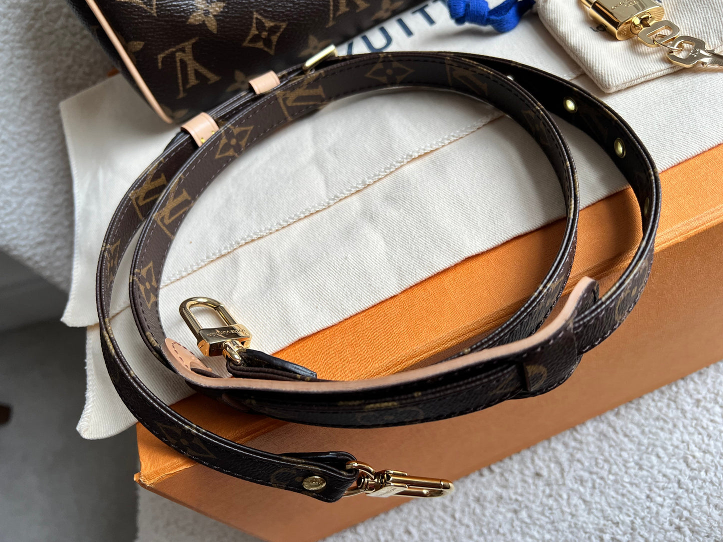 Louis Vuitton Speedy Monogram Bandouliere 20 (RRP £1650)