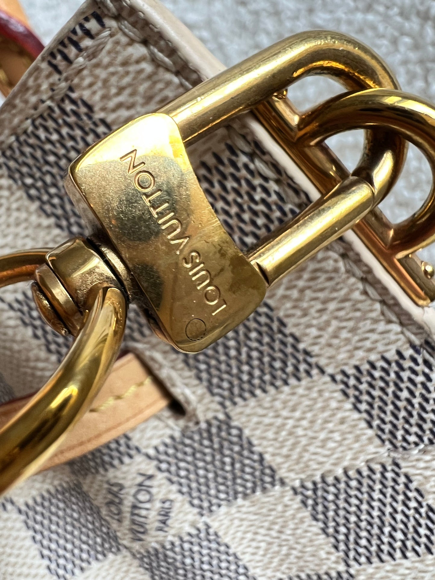 Louis Vuitton Girolata Damier Azur