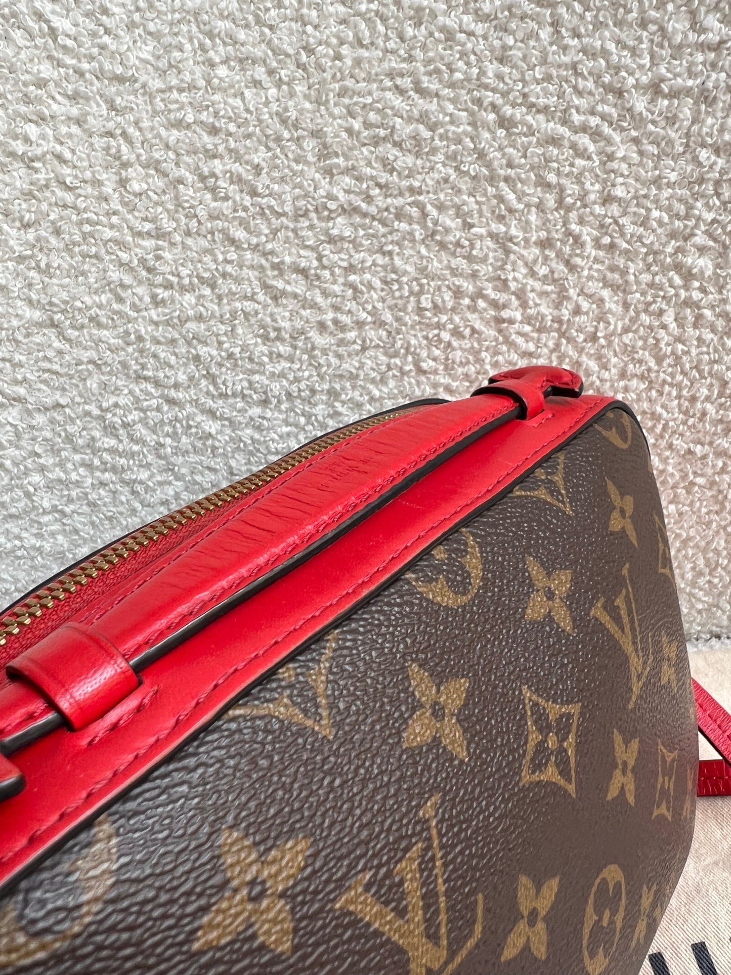 Louis Vuitton Saintonge Monogram Red