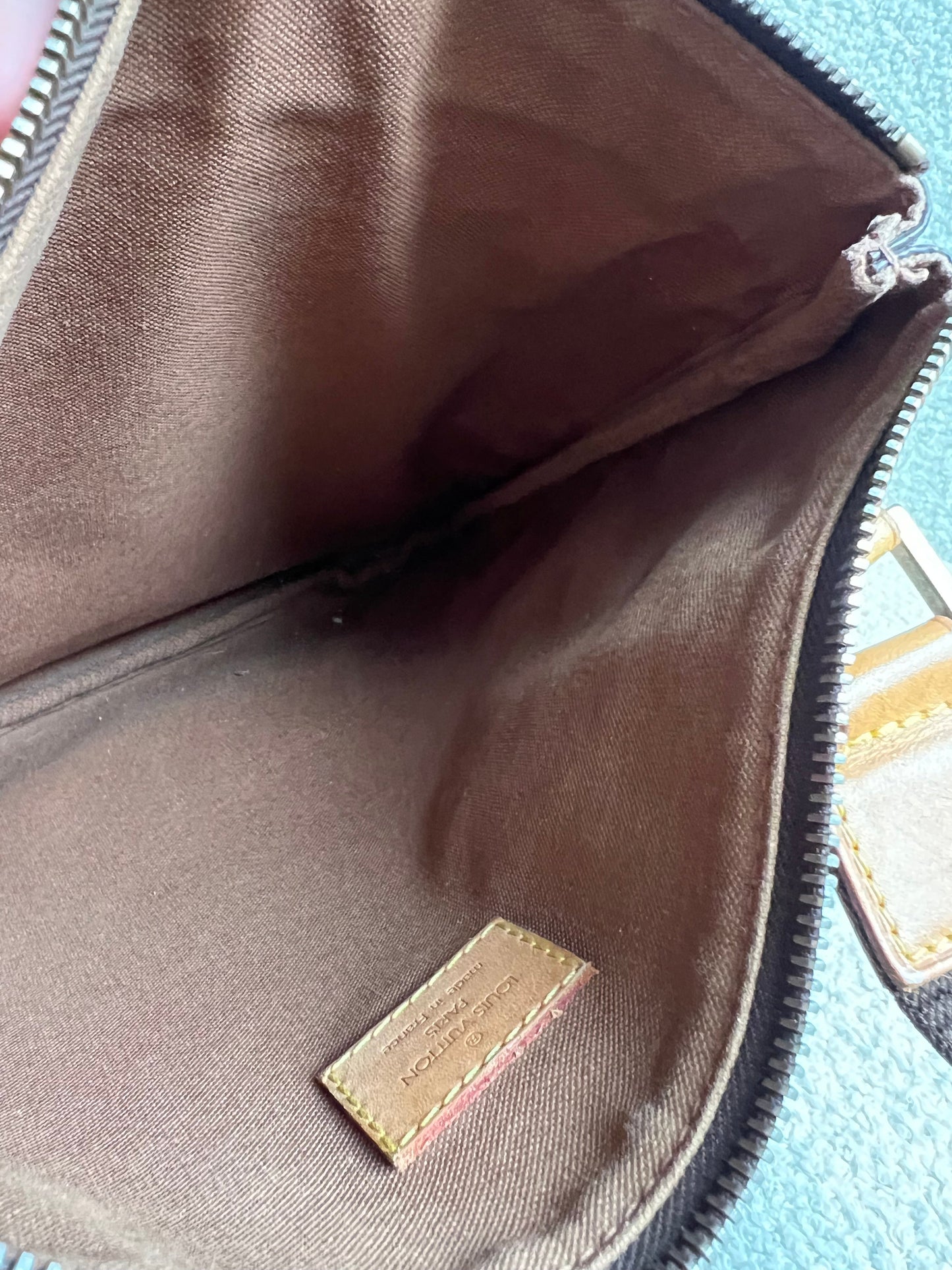 Louis Vuitton Bosphore Messenger Monogram