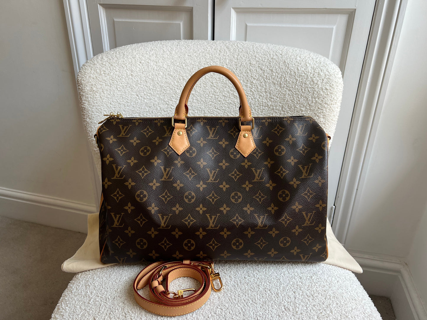 Louis Vuitton Speedy 40 Bandouliere Monogram (RRP £1610)