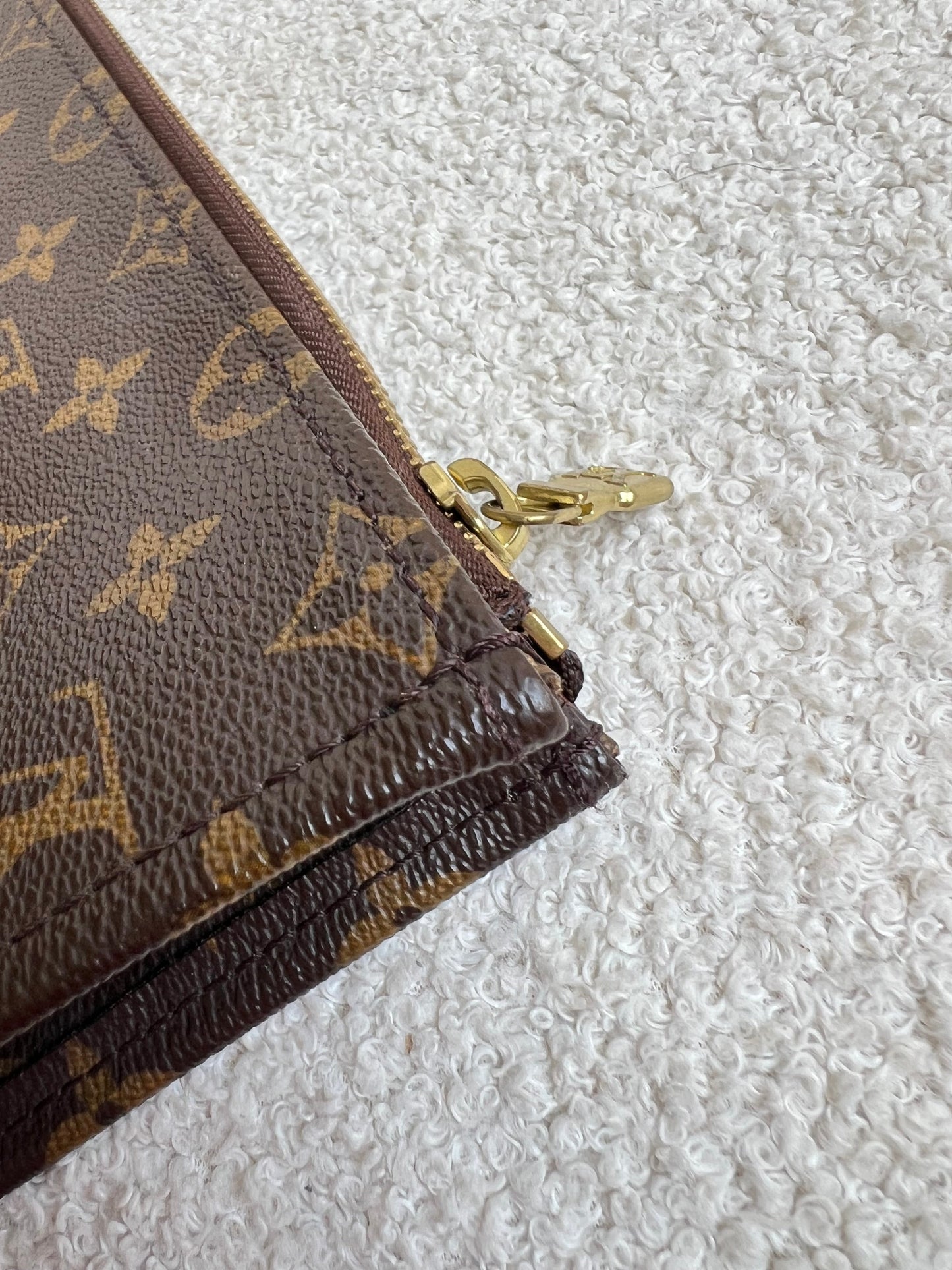 Louis Vuitton Monogram Poch Documents Portfolio Case 39