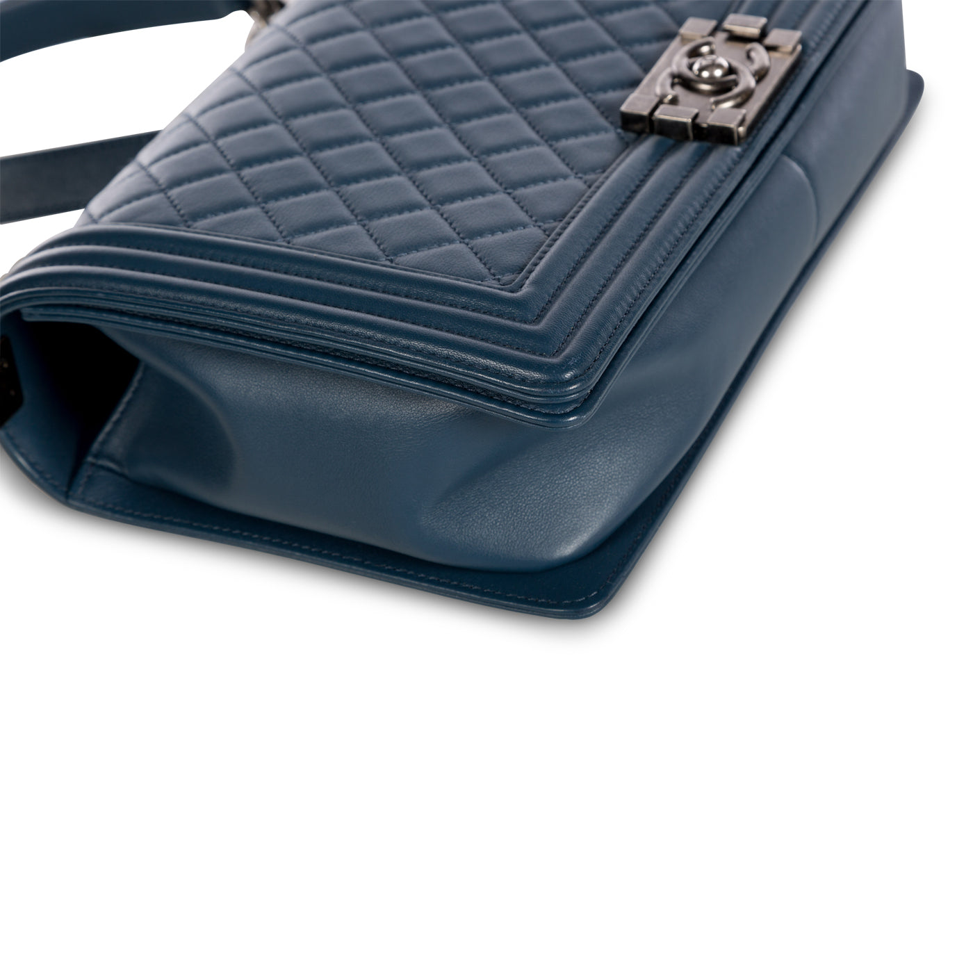 Chanel Boy Bag Lambskin Black Shoulder Bag Style 6
