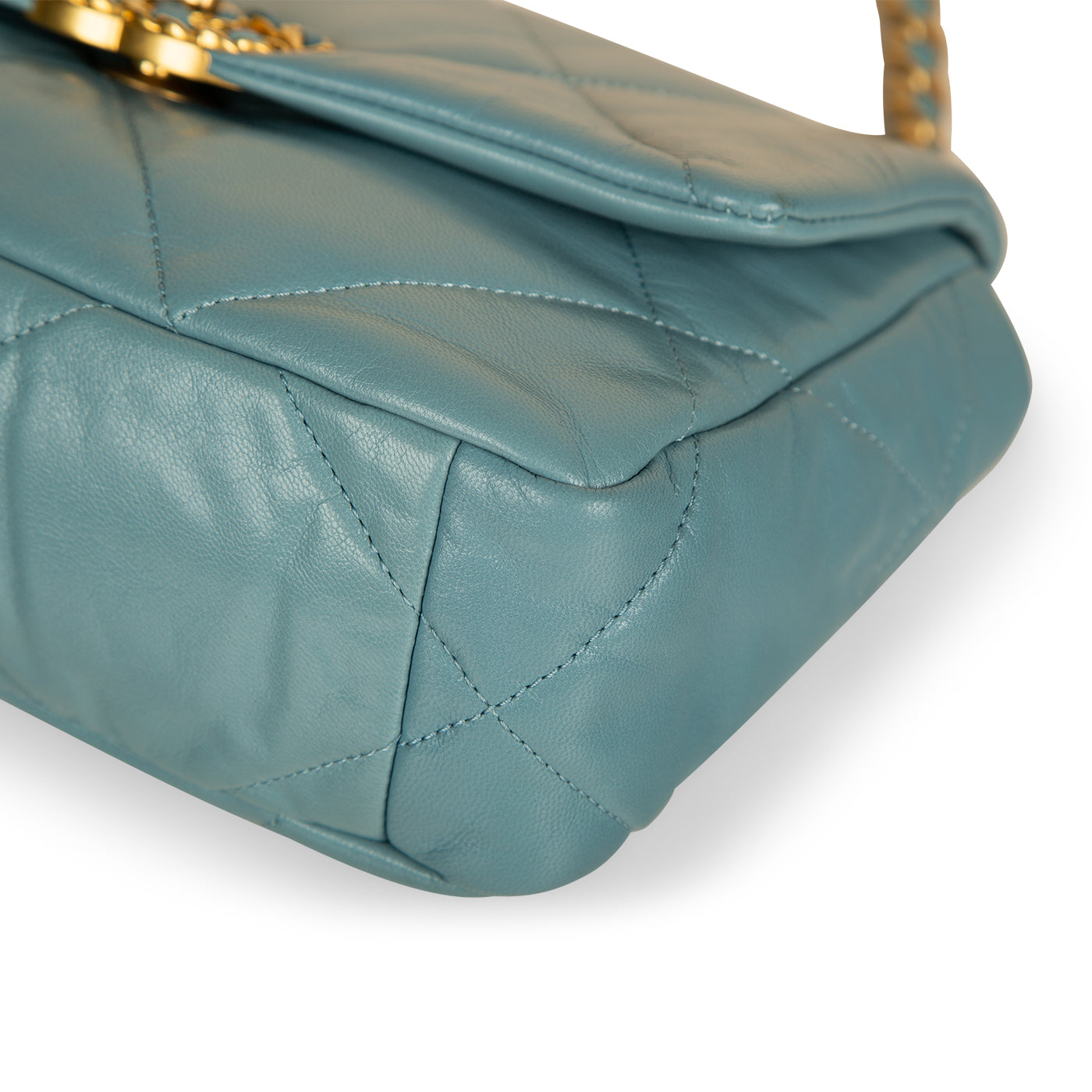 Chanel Chanel 19 Lambskin Gold Shoulder Bag Style 21