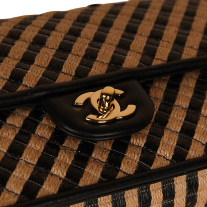 Chanel Classic Flap Bag Medium - Raffia