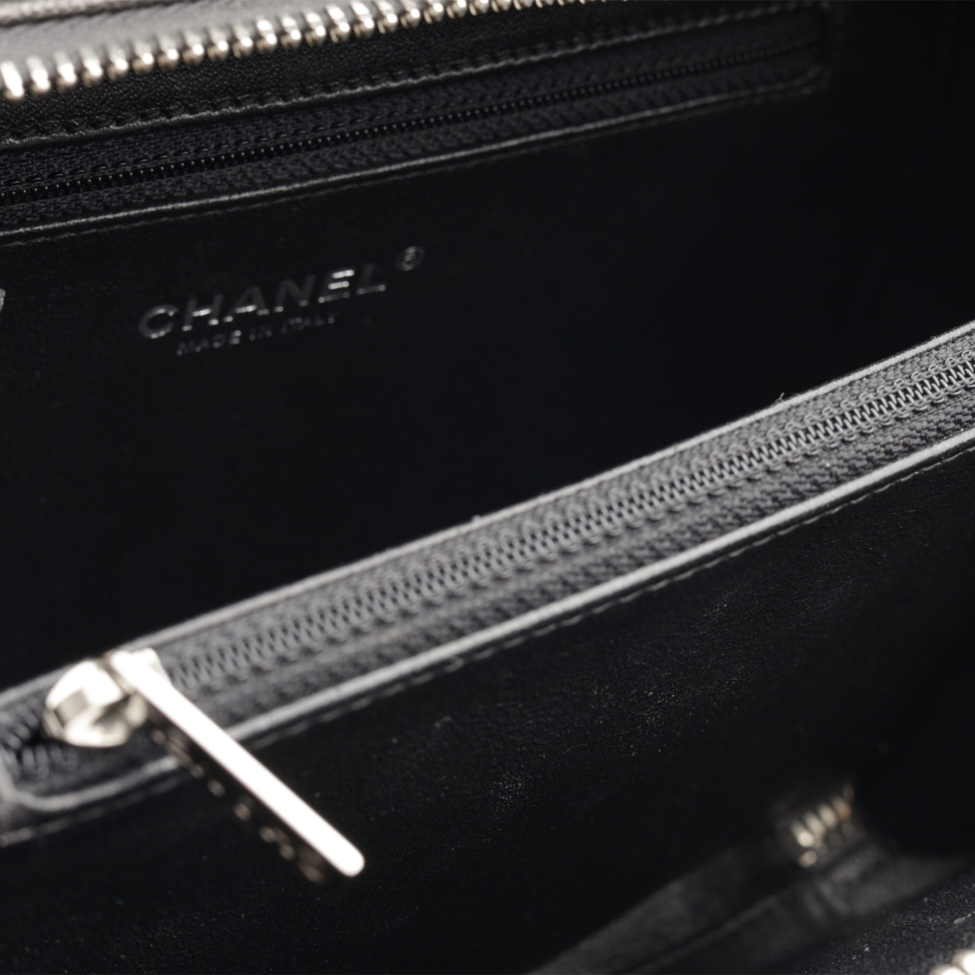 Chanel Vanity Caviar Black Clutch Style 3