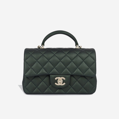 Chanel Classic Flap Lambskin Gold Shoulder Bag Style 122