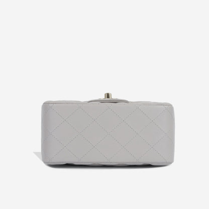 Chanel Classic Flap Lambskin Gold Shoulder Bag Style 85