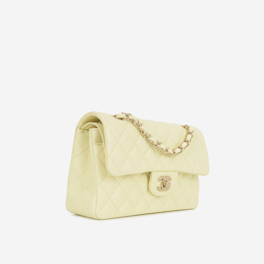 Chanel Classic Flap Lambskin Gold Shoulder Bag Style 143
