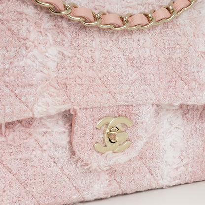Chanel Classic Flap Lambskin Gold Shoulder Bag Style 117