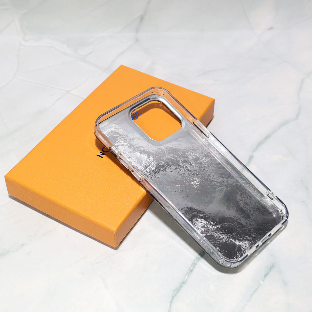 Lv Black Iphone Case Golden Monogram / 18 Pro / 18 Pro Max