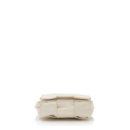 Bottega Veneta Calfskin Candy Cassette Crossbody (SHF-8XUpjP)