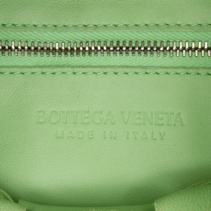 Bottega Veneta Calfskin Intrecciato Cassette Crossbody (MLB-CBPvTr)