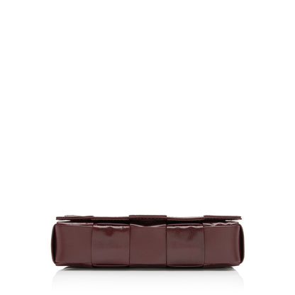 Bottega Veneta Distressed Calfskin Cassette Small Crossbody Bag (SHF-23109)