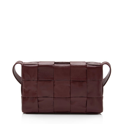 Bottega Veneta Distressed Calfskin Cassette Small Crossbody Bag (SHF-K6GzFo)