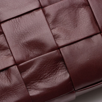 Bottega Veneta Distressed Calfskin Cassette Small Crossbody Bag (SHF-K6GzFo)