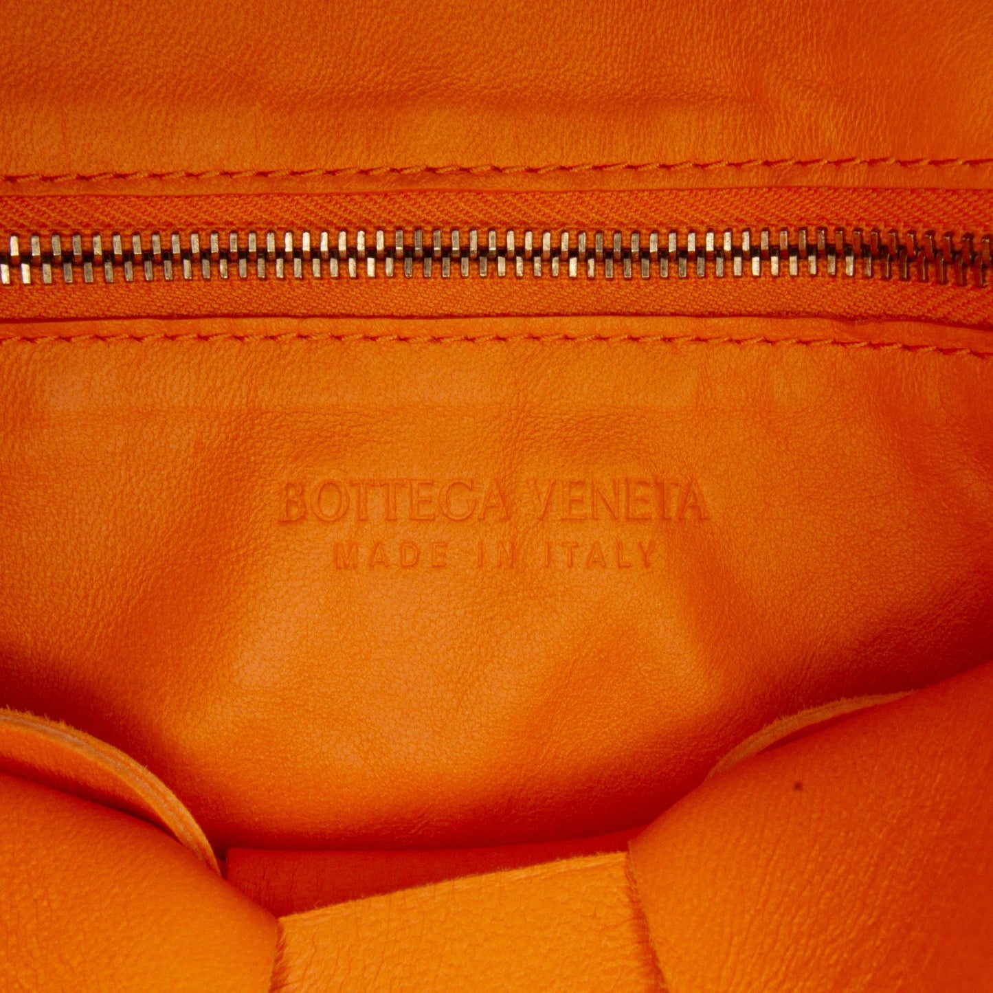 Bottega Veneta Intrecciato Cassette Crossbody (MLB-amYAIV)
