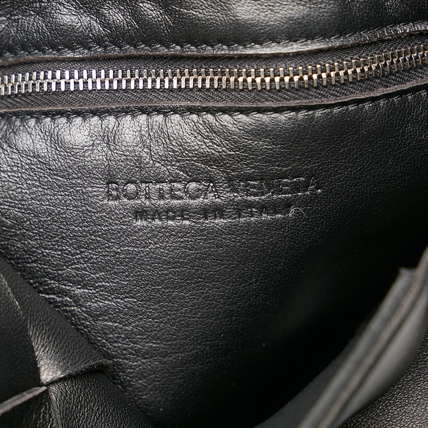 Bottega Veneta Intrecciato Cassette Leather Crossbody Bag (MLB-30630)