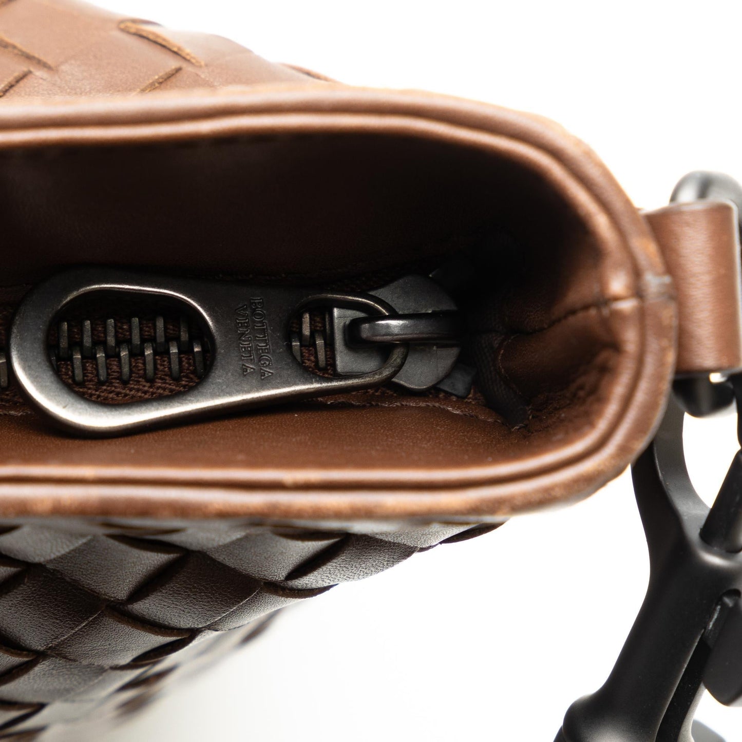 Bottega Veneta Intrecciato Crossbody Bag (MLB-SUecNk)