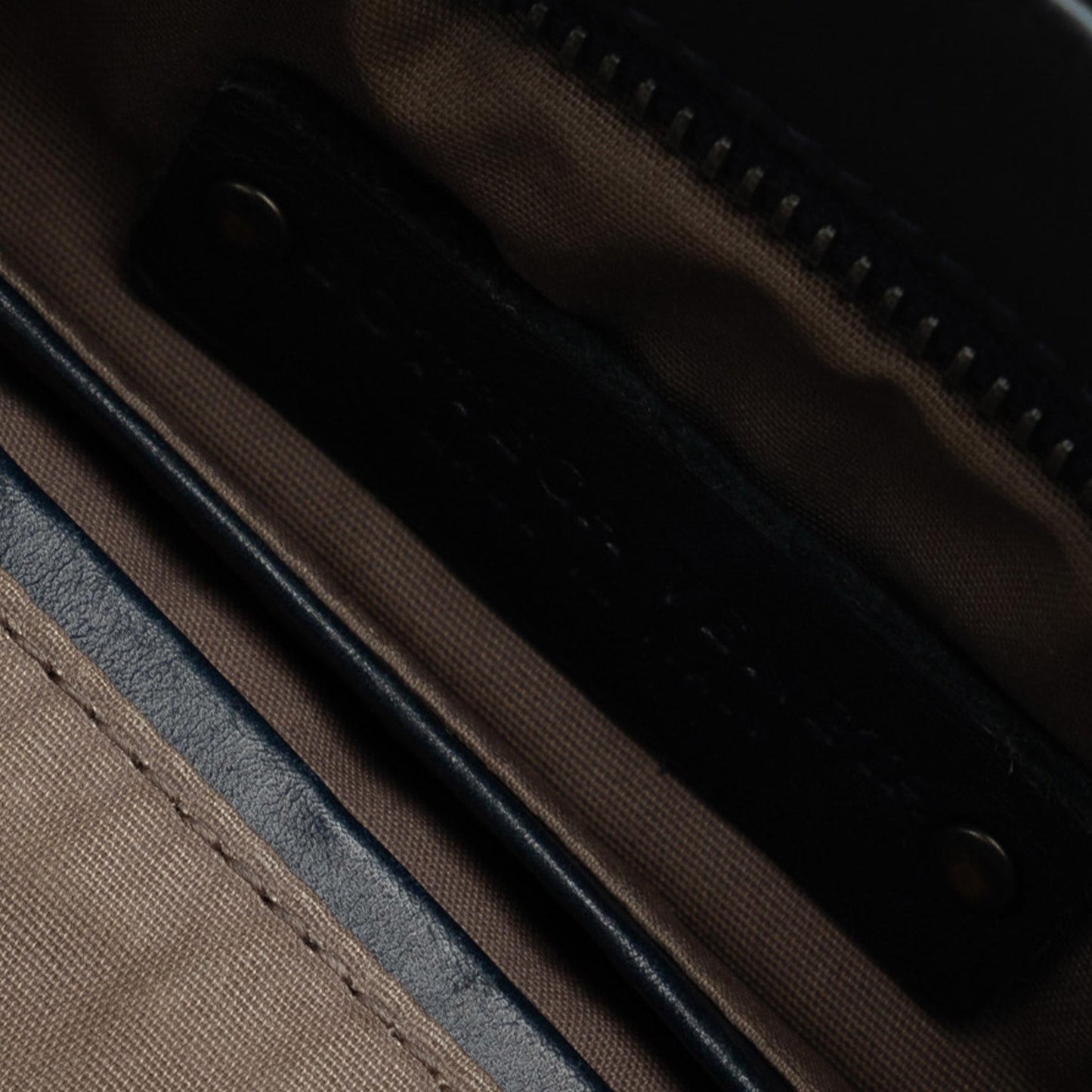 Bottega Veneta Intrecciato Crossbody (MLB-CetX2r)