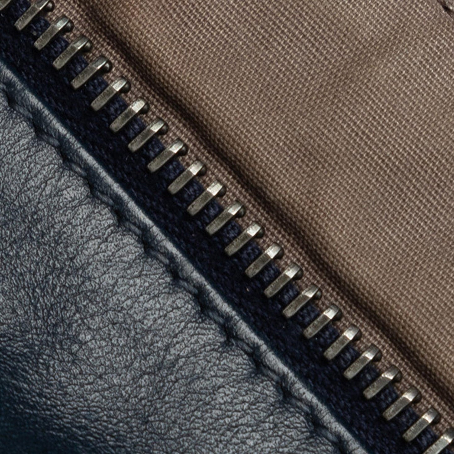 Bottega Veneta Intrecciato Crossbody (MLB-CetX2r)