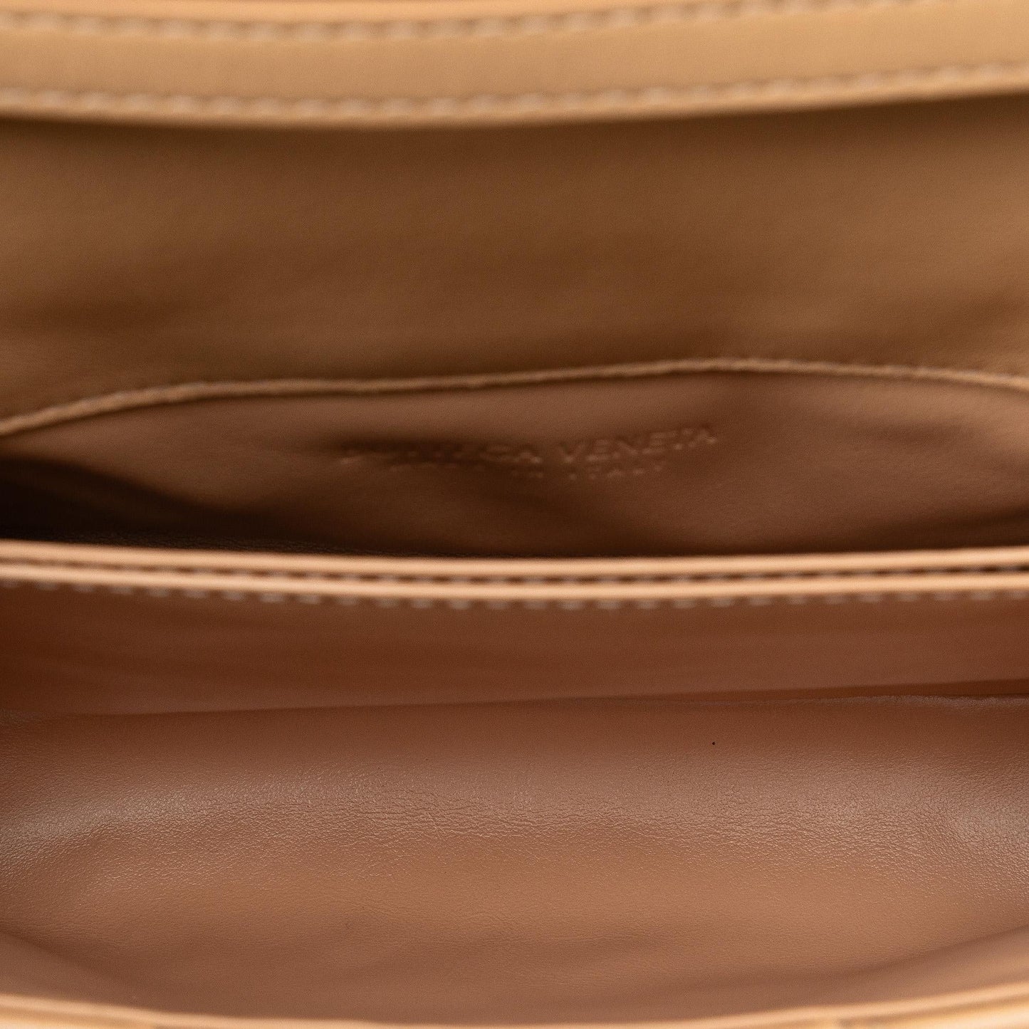 Bottega Veneta Intrecciato Flap Crossbody Bag (MLB-zM1bxm)