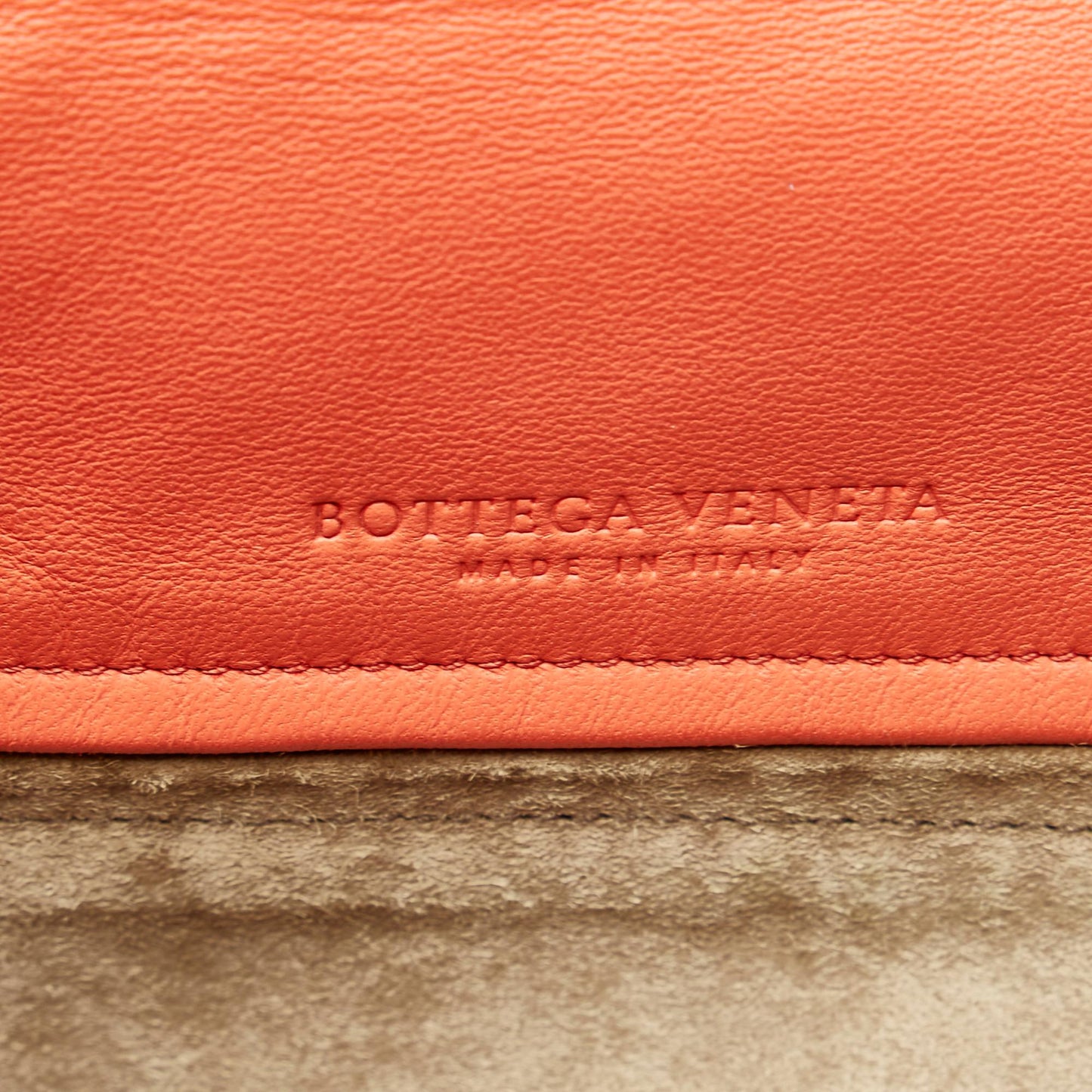 Bottega Veneta Intrecciato Leather Crossbody Bag (MLB-27146)