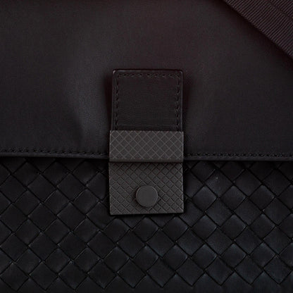 Bottega Veneta Intrecciato Leather Crossbody Bag (MLB-27661)