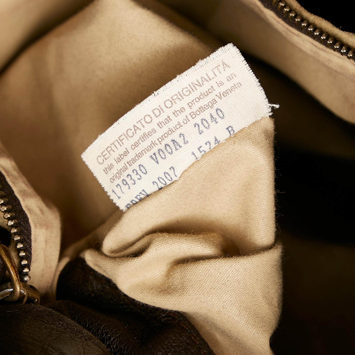 Bottega Veneta Intrecciato Leather Crossbody Bag (MLB-28131)