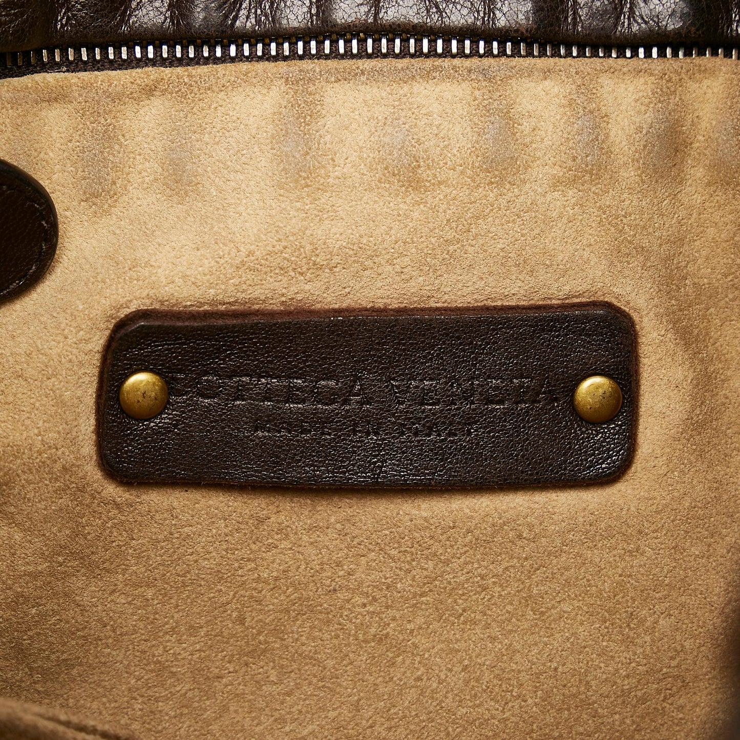 Bottega Veneta Intrecciato Leather Crossbody Bag (MLB-28131)