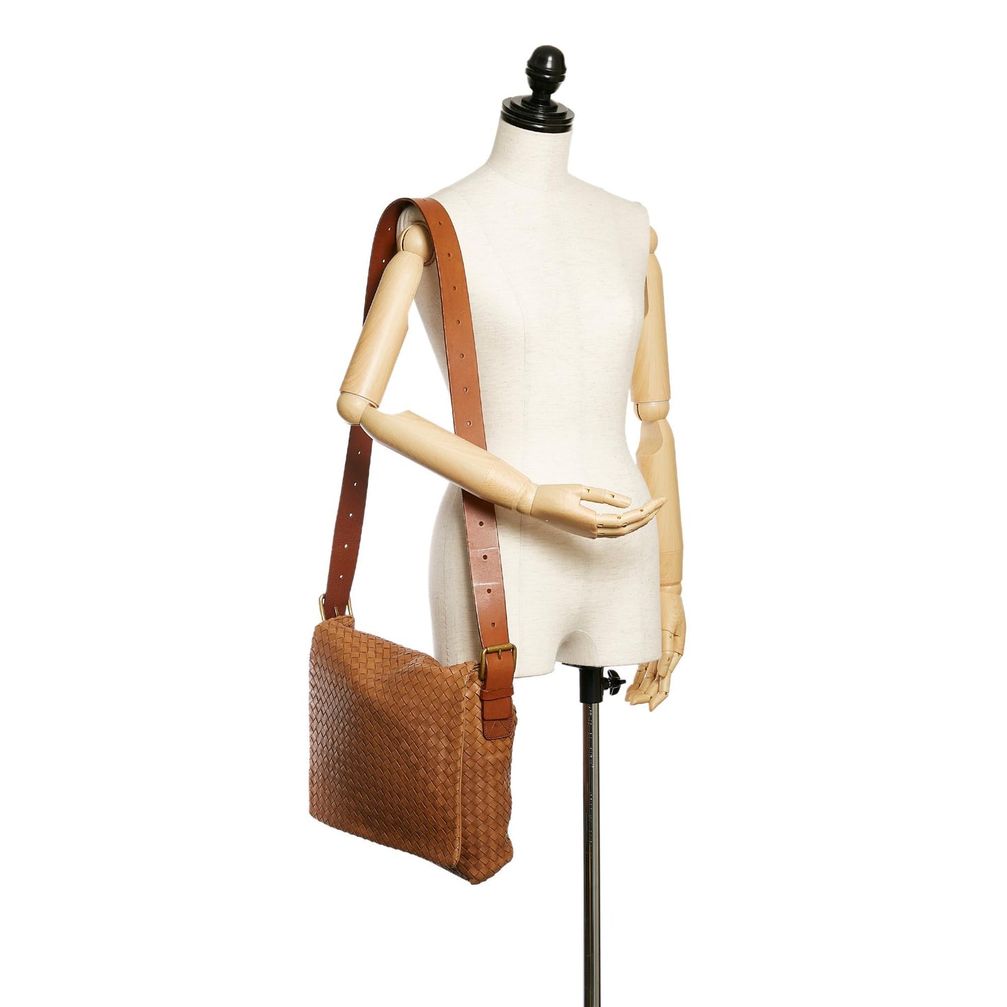Bottega Veneta Intrecciato Leather Crossbody Bag (MLB-28321)