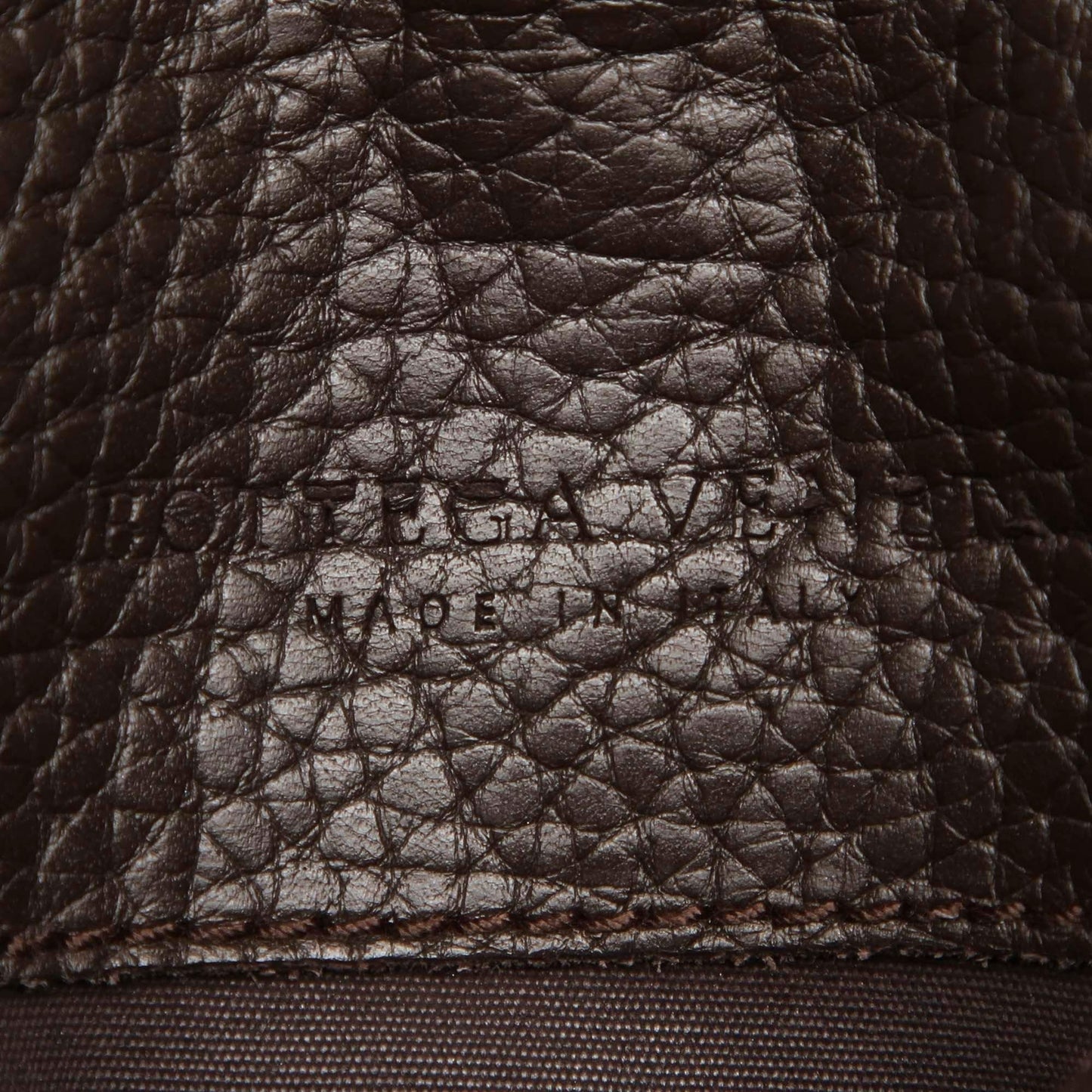 Bottega Veneta Leather Crossbody Bag (MLB-22753)