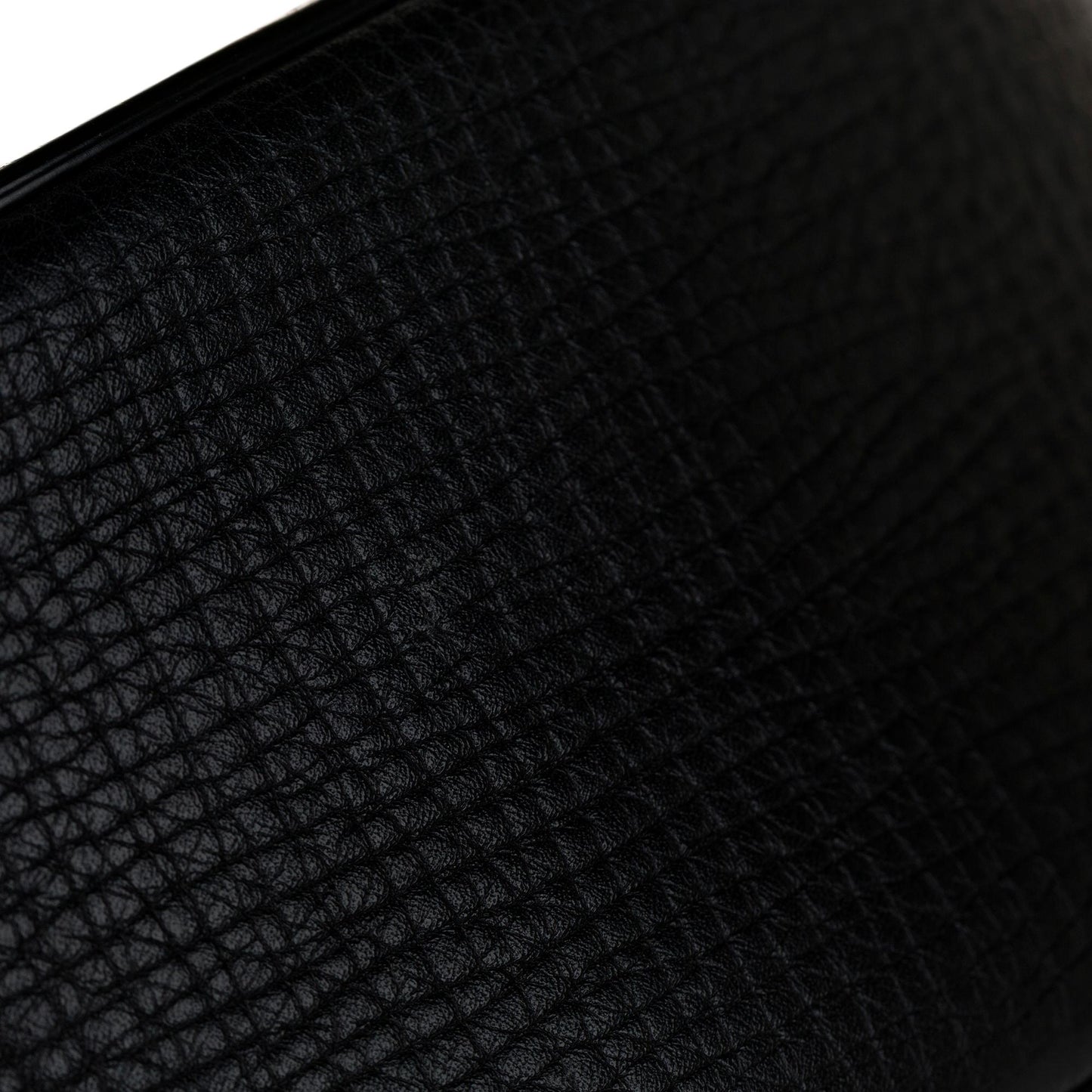 Bottega Veneta Leather Crossbody Bag (MLB-31367)