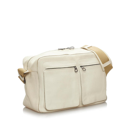 Bottega Veneta Leather Crossbody Bag (MLB-33950)