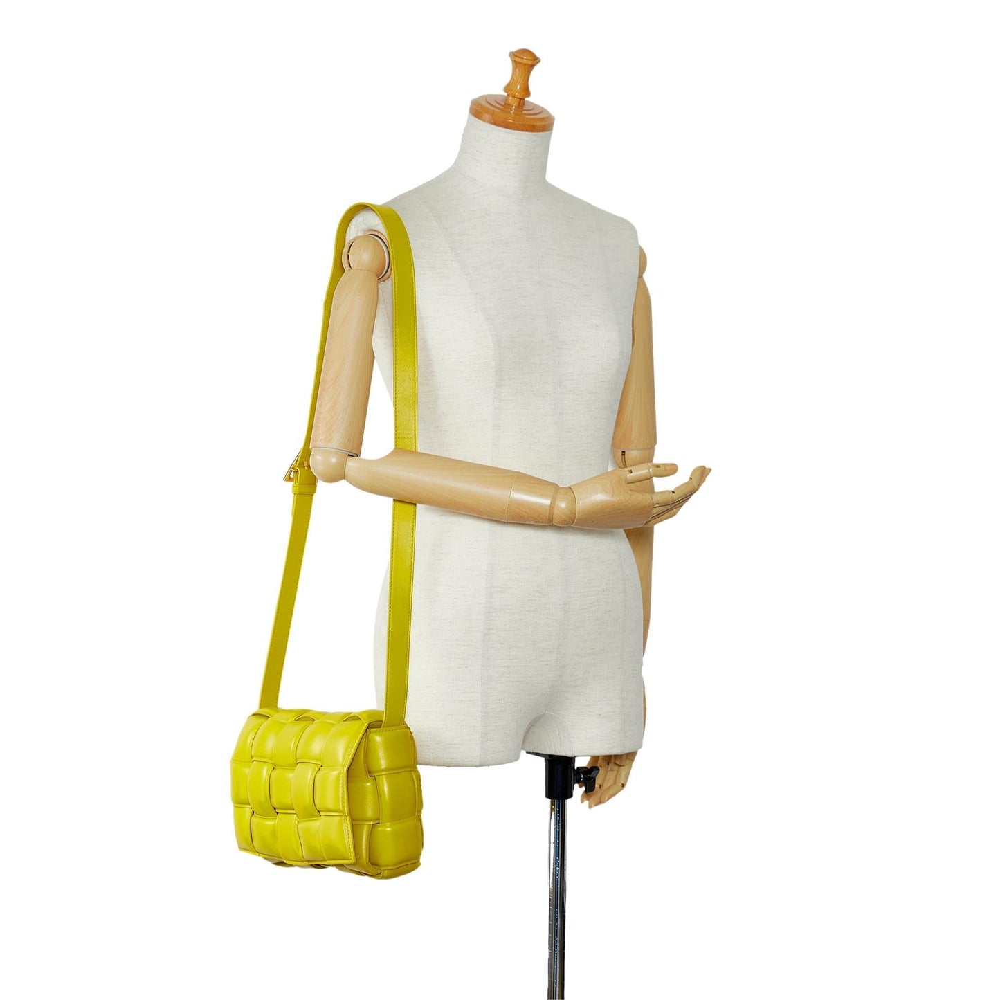 Bottega Veneta Padded Cassette Crossbody Bag (MLB-RYAcrr)