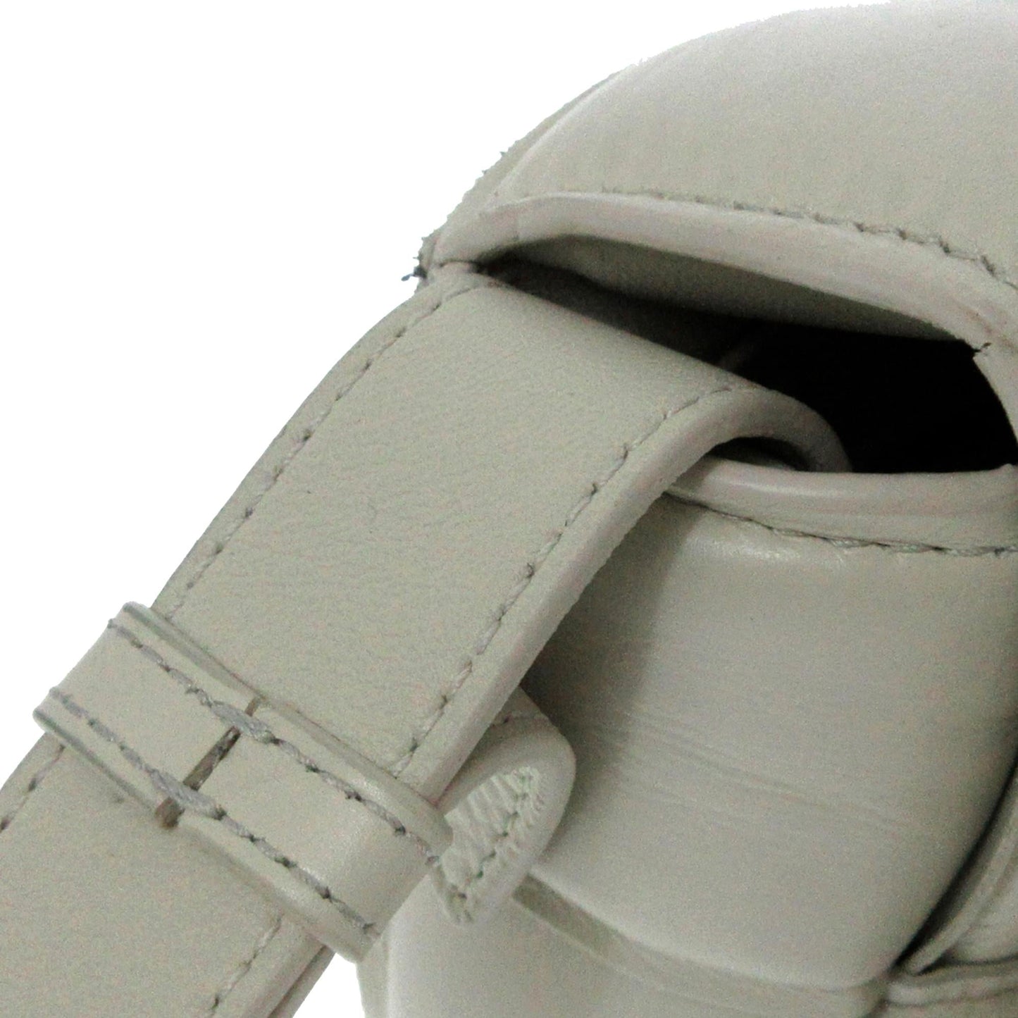 Bottega Veneta Padded Cassette Leather Crossbody Bag (MLB-F9Goks)