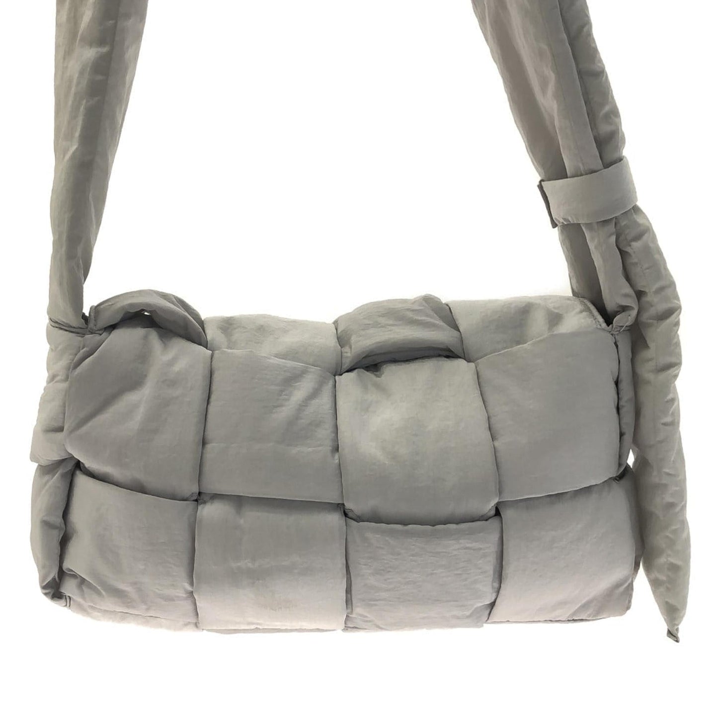 Bottega Veneta Padded Tech Cassette Crossbody Bag (MLB-qvTn6P)