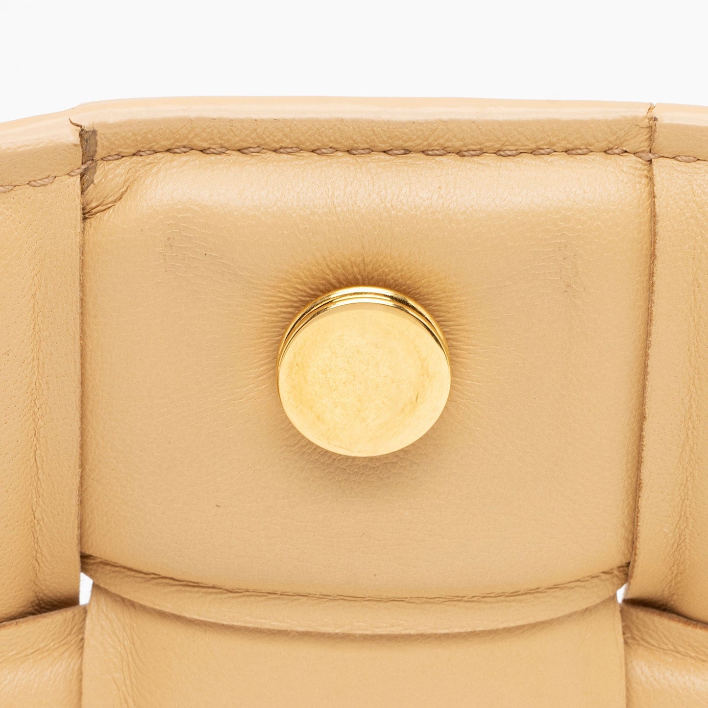 Bottega Veneta Puffed Leather Cassette Crossbody (SHF-1QQN5B)