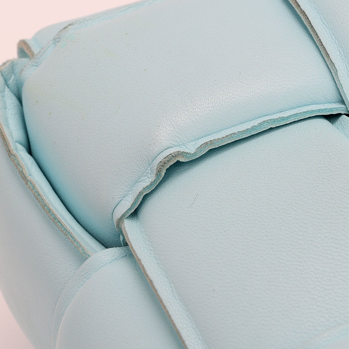 Bottega Veneta Puffed Leather Cassette Crossbody (SHF-WwMbsR)