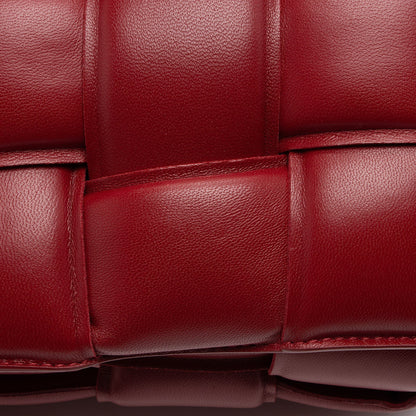 Bottega Veneta Puffed Leather Cassette Crossbody (SHF-WyihDy)