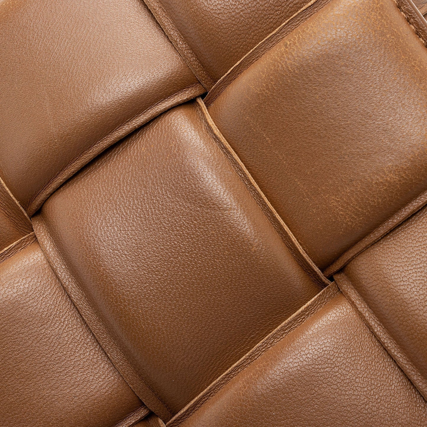 Bottega Veneta Puffed Leather Cassette Crossbody (SHF-pZjH9O)