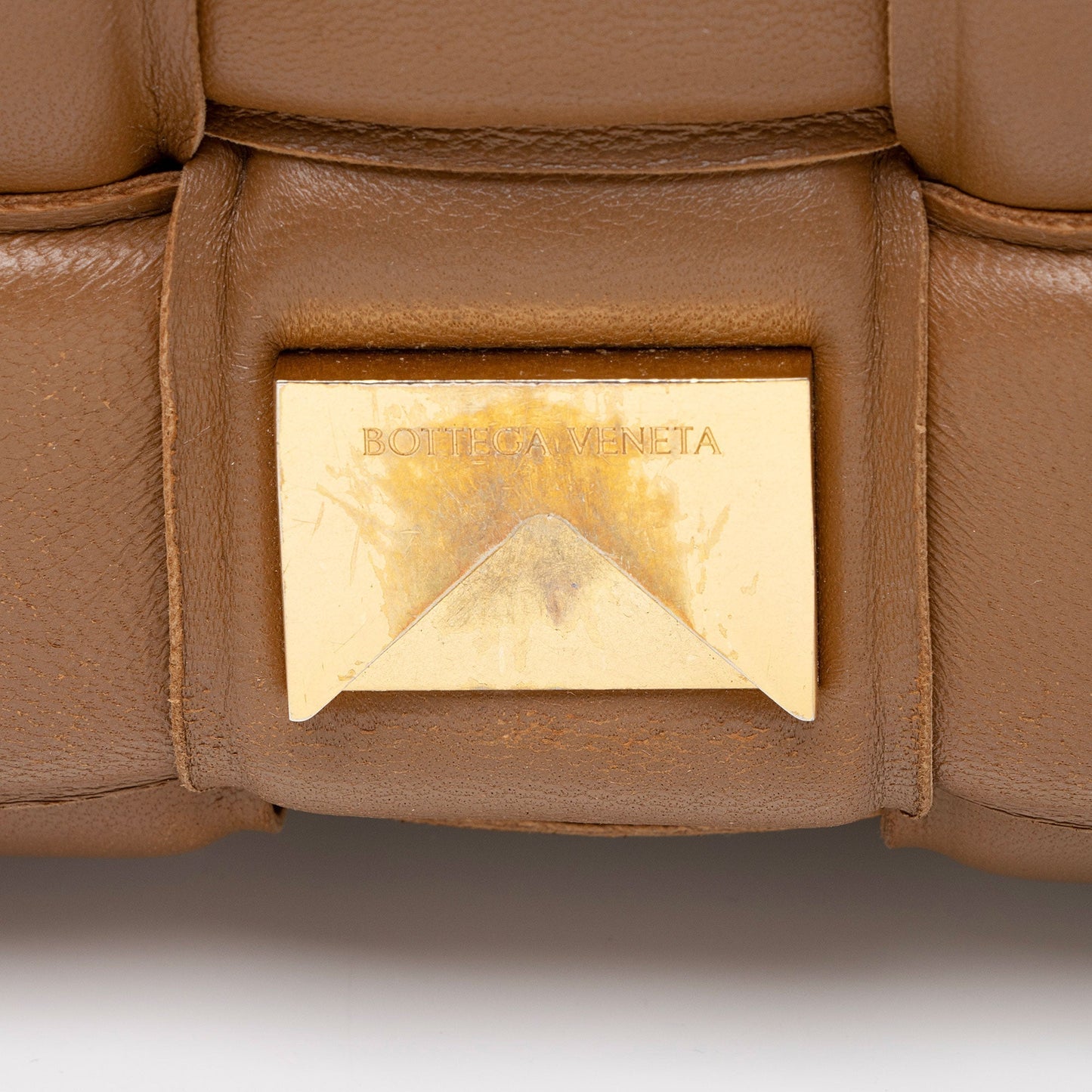 Bottega Veneta Puffed Leather Cassette Crossbody (SHF-pZjH9O)