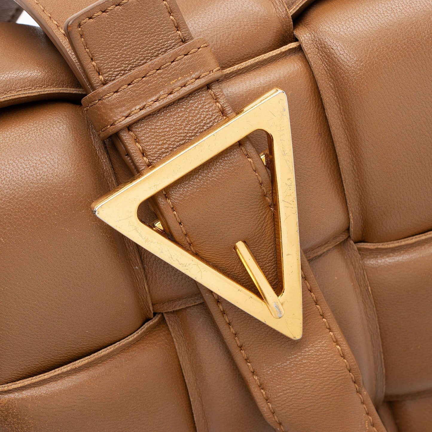 Bottega Veneta Puffed Leather Cassette Crossbody (SHF-pZjH9O)