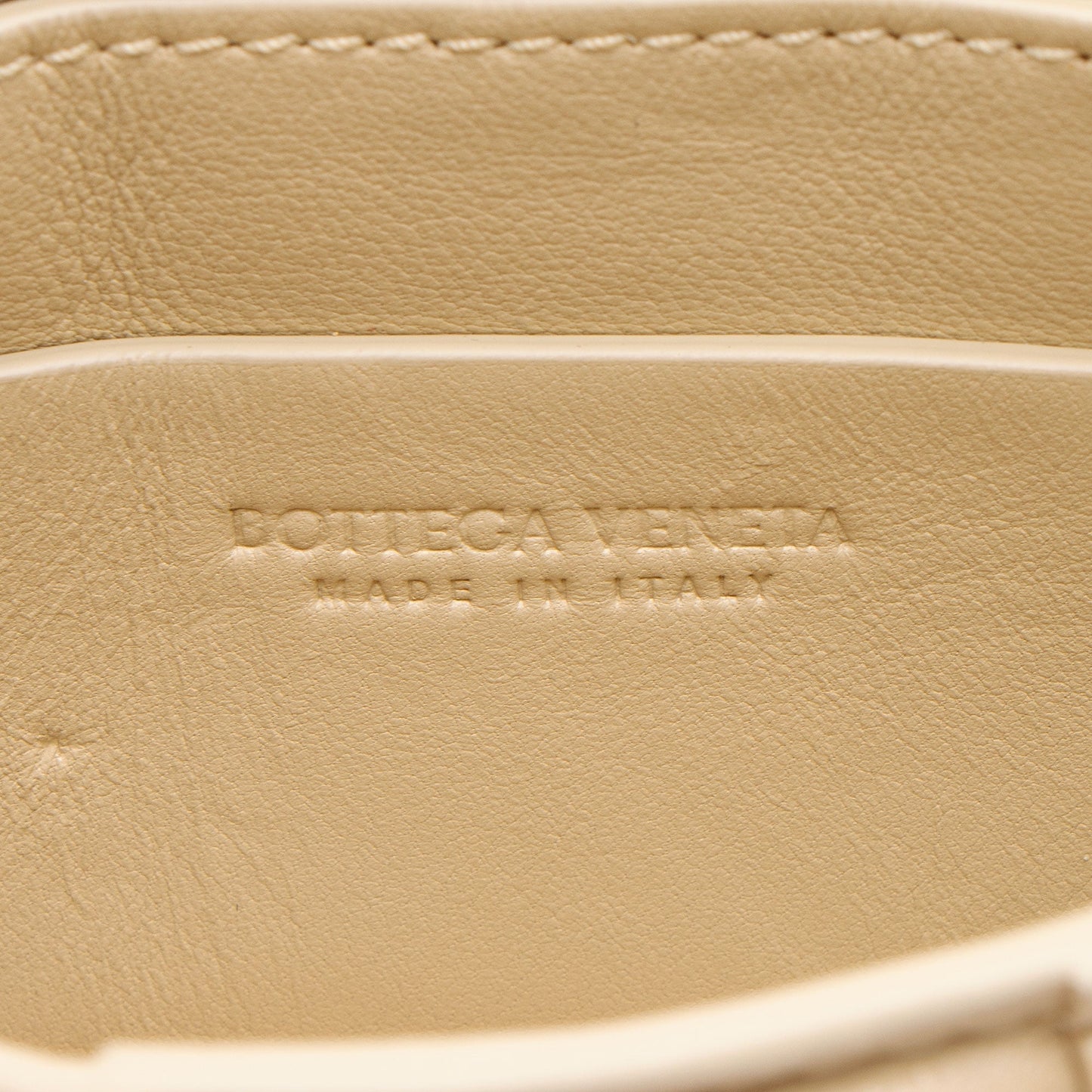 Bottega Veneta Puffed Leather Extra Mini Cassette Crossbody (SHF-18sNYD)