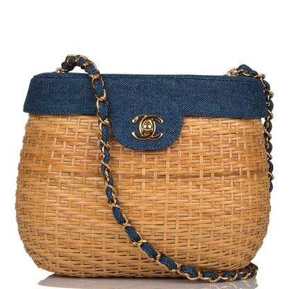 Chanel Luxury Leather Gold Handbag Style 2
