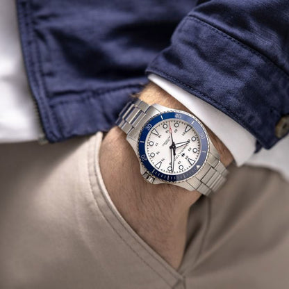 Khaki Navy Scuba 43mm