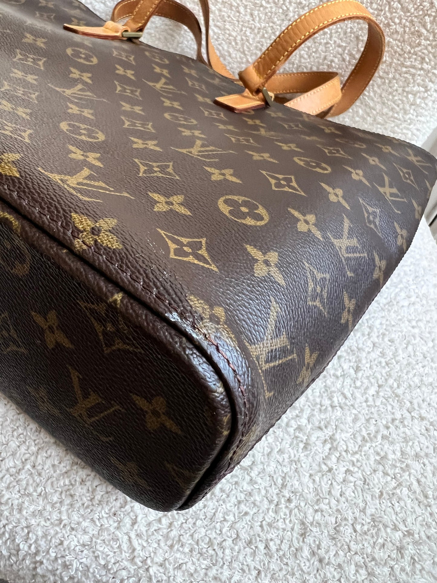 Louis Vuitton Luca Tote Monogram